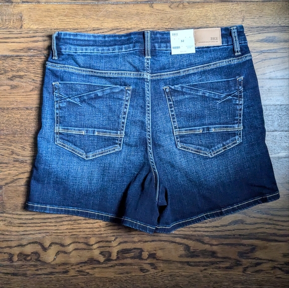 SOLD - Buckle BKE Parker High Rise Dark Wash Shorts Sz 32 NWT ABK1996 - Picture 7 of 9